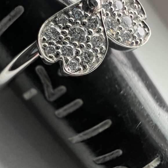 Paper‎ flower ring - Picture 3 of 10